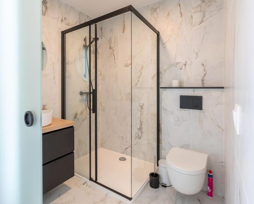 Superbe Appartement Avec Parking Malmedy Exterior photo